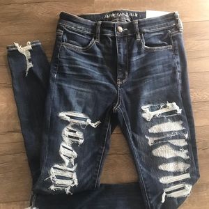 American Eagle- NWT Mad Mess high waist jeans
